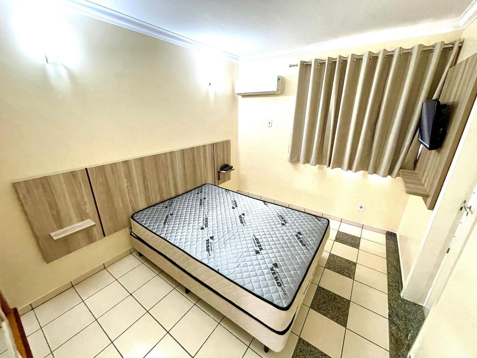 Di Roma Internacional Resort Apartamentos Para Temporada Caldas Novas Exteriör bild