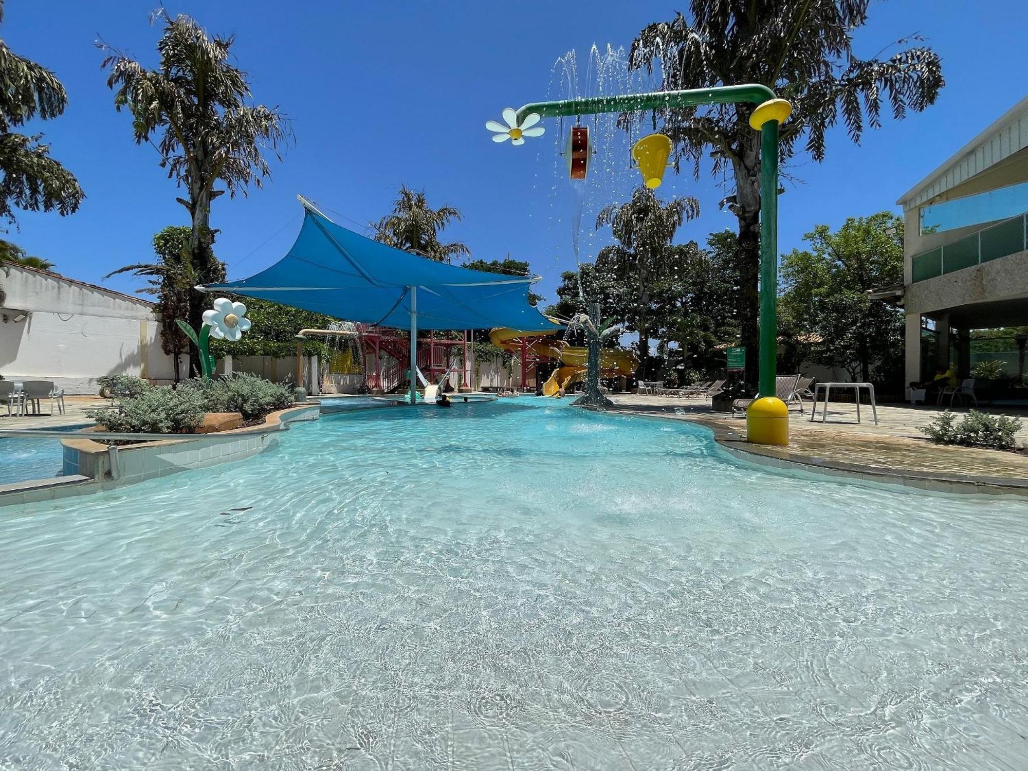Di Roma Internacional Resort Apartamentos Para Temporada Caldas Novas Exteriör bild